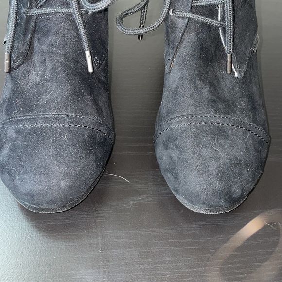 BONGO Black Women's Maddie Wedge Lace Up Ankle Booties Size 8 - Picture 3 of 9